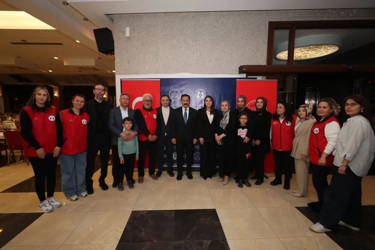 480 çocukla aynı sofrada - fotoğraf 3